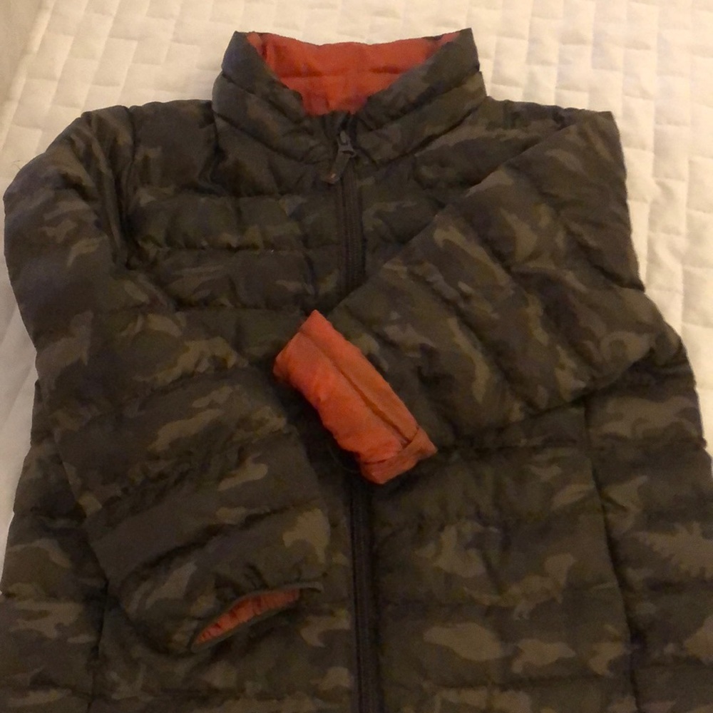 UNIQLO camouflage puffer jacket